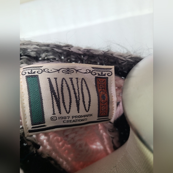 3D knit vintage sweater Mohair wool blend- Size medium womens - Picture 3 of 8